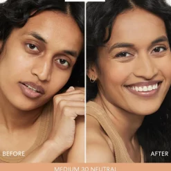 bareMinerals BAREPRO 24HR Skin-Perfecting Powder Foundation