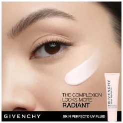 GIVENCHY Skin Perfecto Radiance Perfecting UV Fluid SPF50+