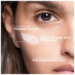 La Roche-Posay Mela B3 Clarifying Micro-Peeling Gel