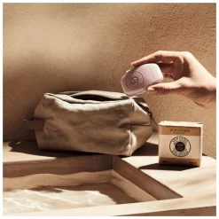 L'Occitane Gentle & Balance Solid Shampoo