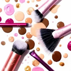 Real Techniques Artist Essentials Gift Set