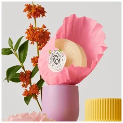 Roger & Gallet Rose Wellbeing Soap