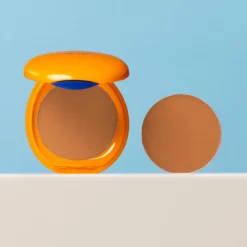 Shiseido Tanning Compact Foundation SPF10