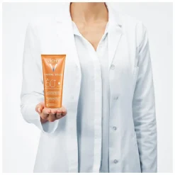 Vichy Capital Soleil Invisible Hydrating Protective Milk SPF50+